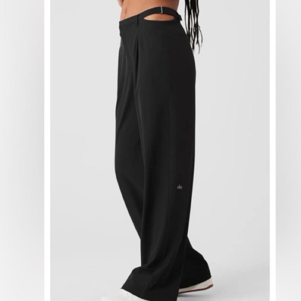 Alo mid rise showdown trouser